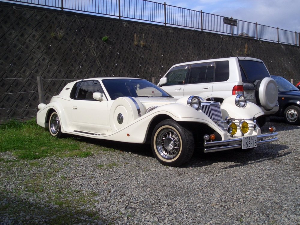 Автомобиль mitsuoka le seyde