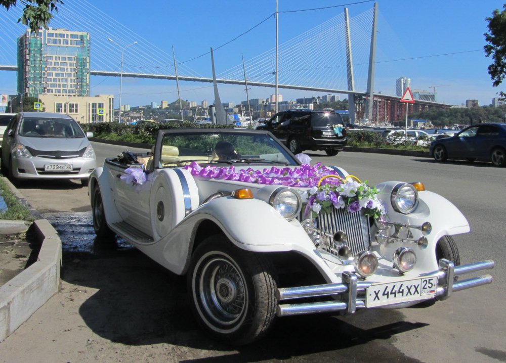 Mitsuoka le-seyde 1.8 at (125 л.с.)