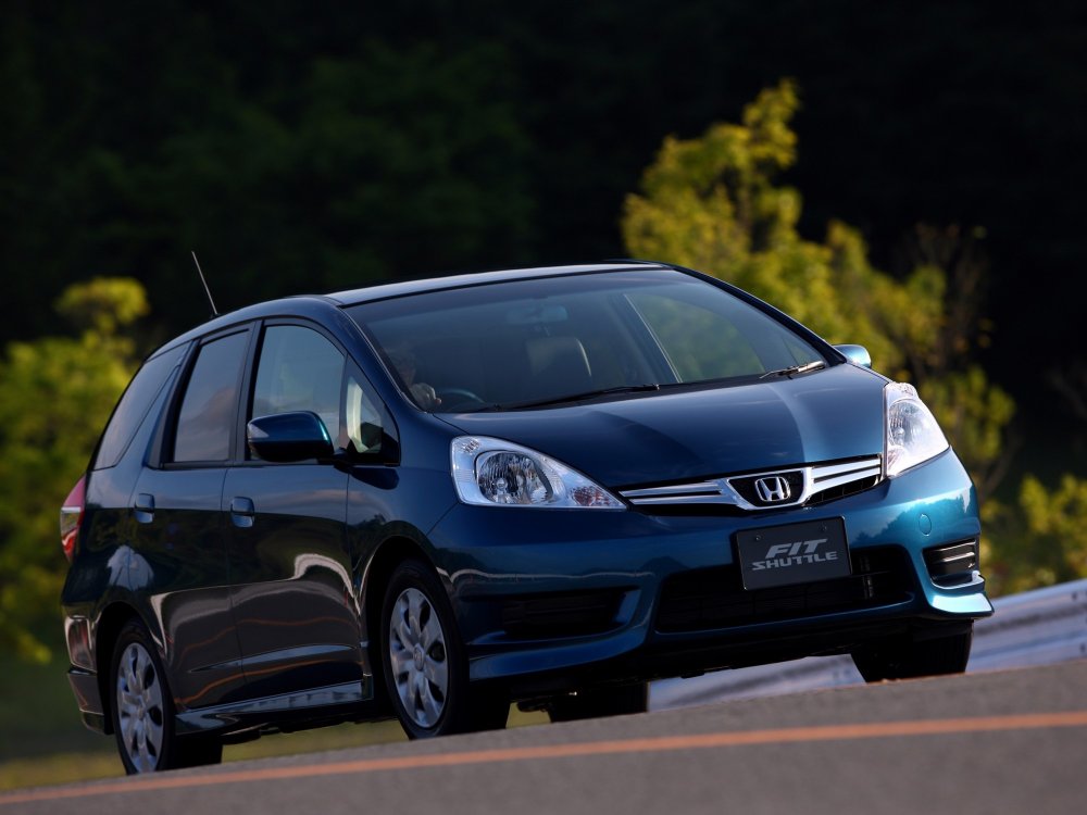 Honda Shuttle Hybrid 2015