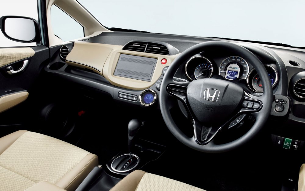 Honda Fit 2013 Hybrid