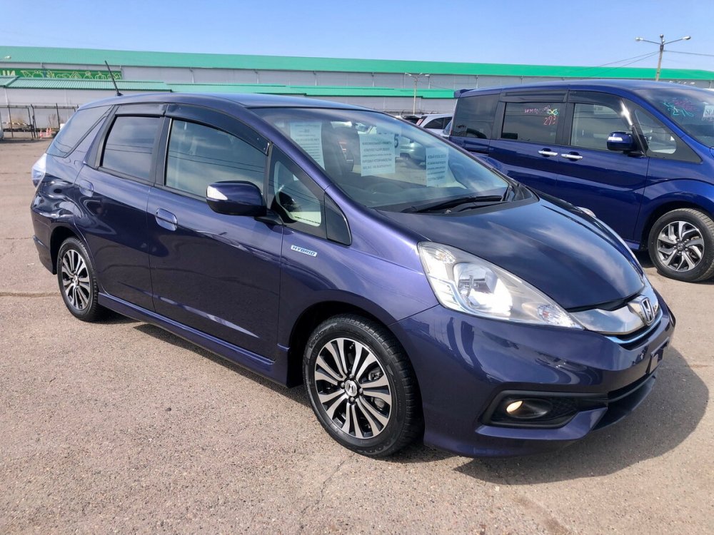 Honda Fit Shuttle 1 поколение