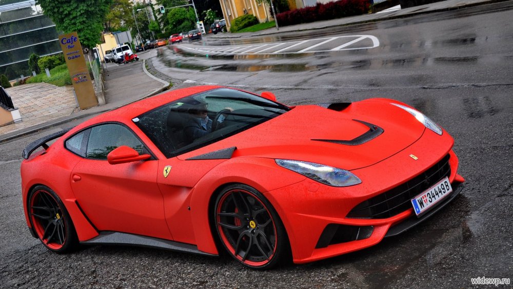 Феррари Ferrari f12berlinetta