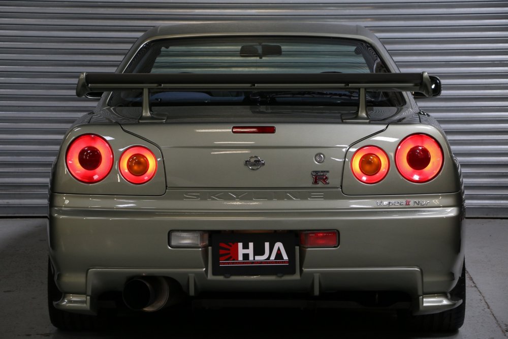 Nissan Skyline gt-r 34 v-spec