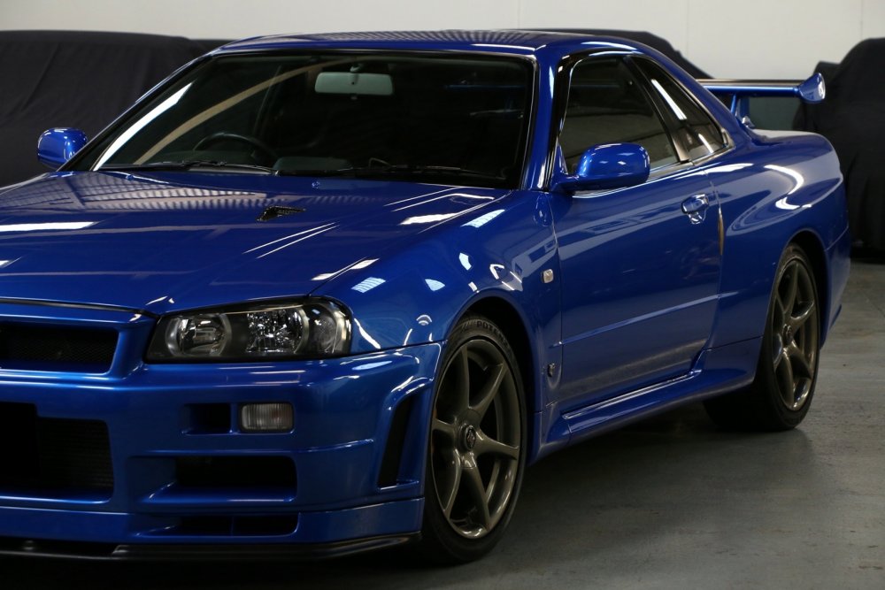 Nissan Skyline r34 GTR V-spec