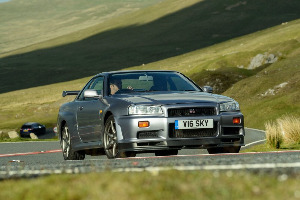 Nissan Skyline gt-r v-spec bnr34