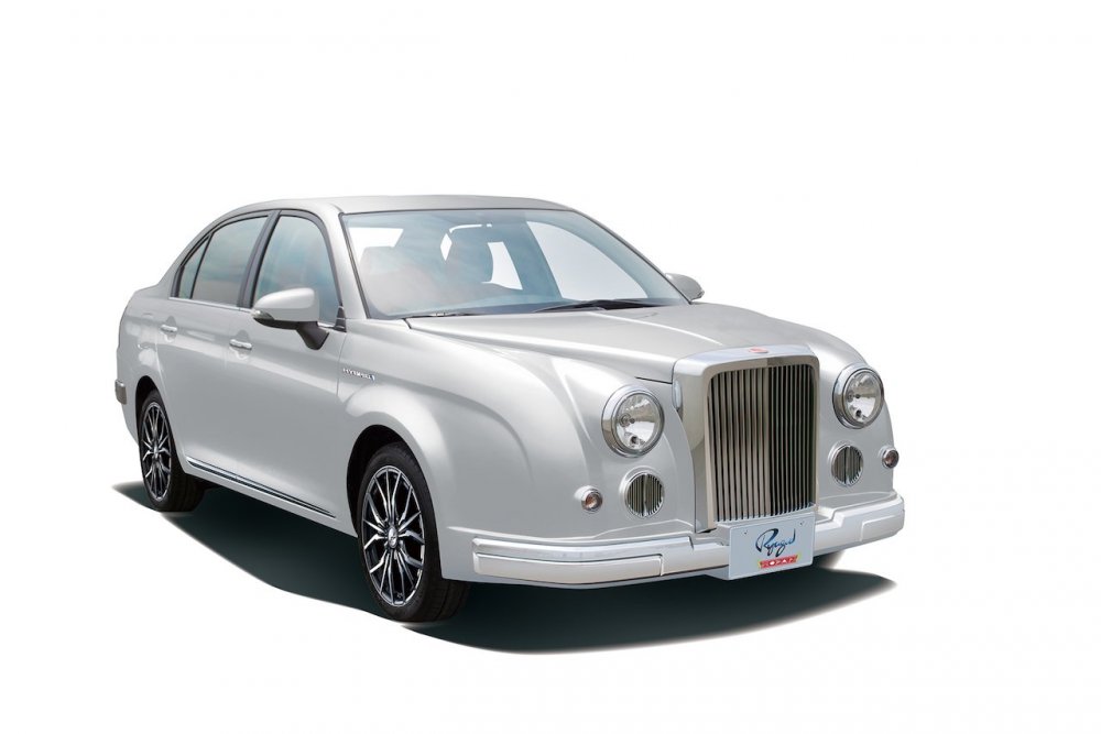 Mitsuoka 2021