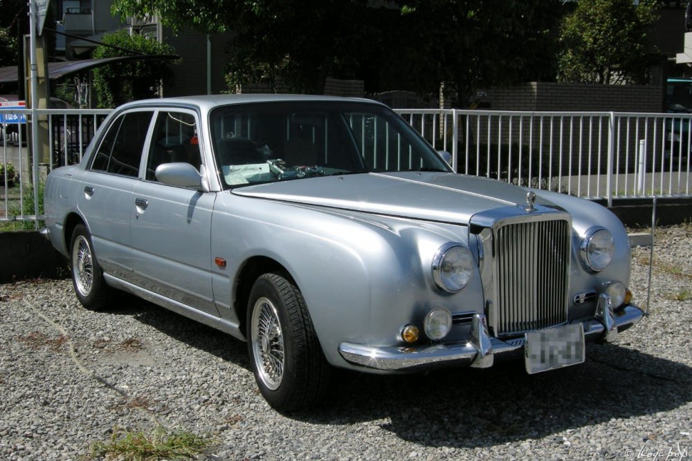 Mitsuoka Galue-i