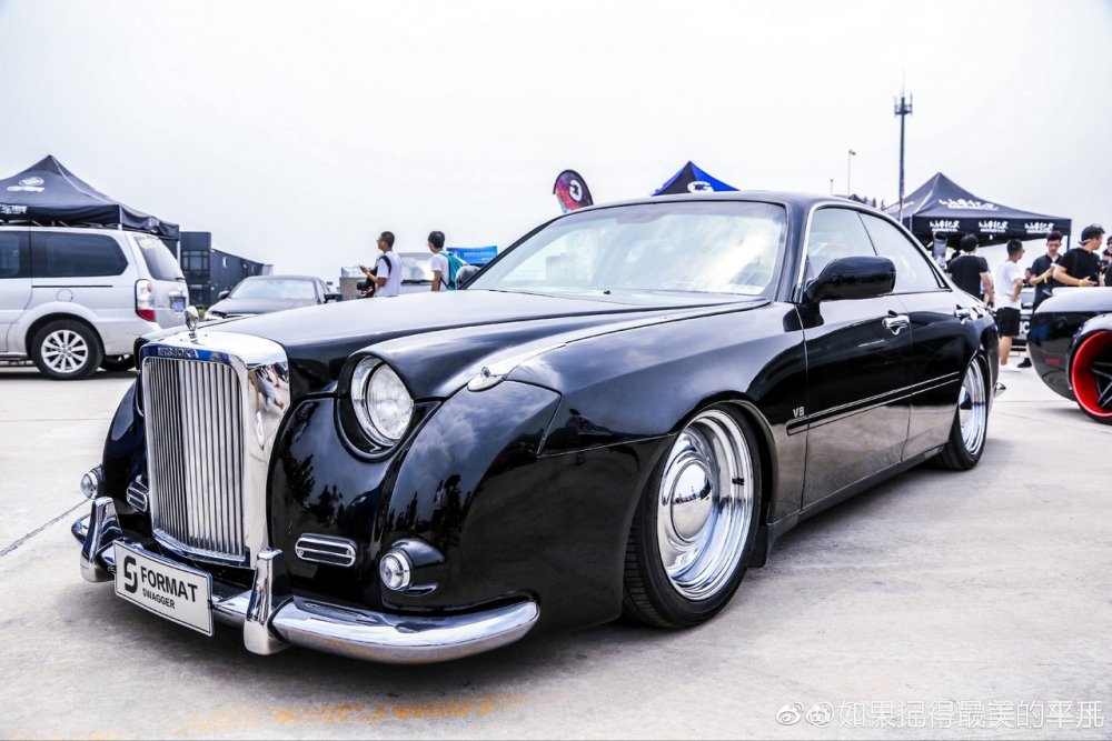 Nissan Mitsuoka Galue