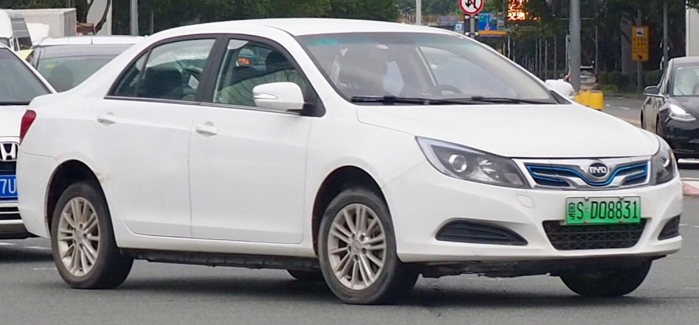 BYD f6