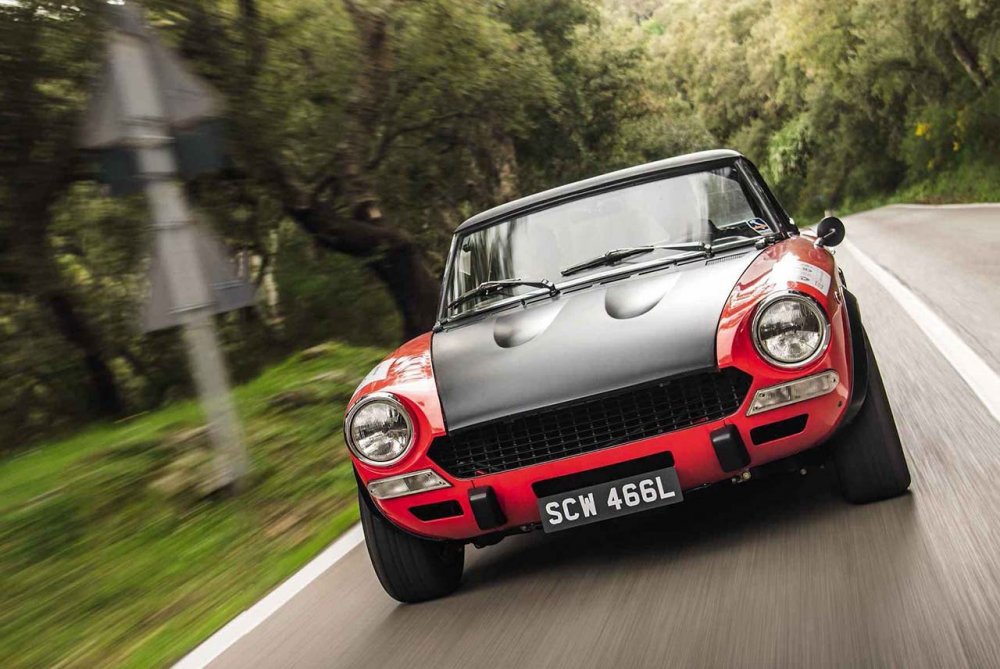 Fiat 124 Spider Abarth салон