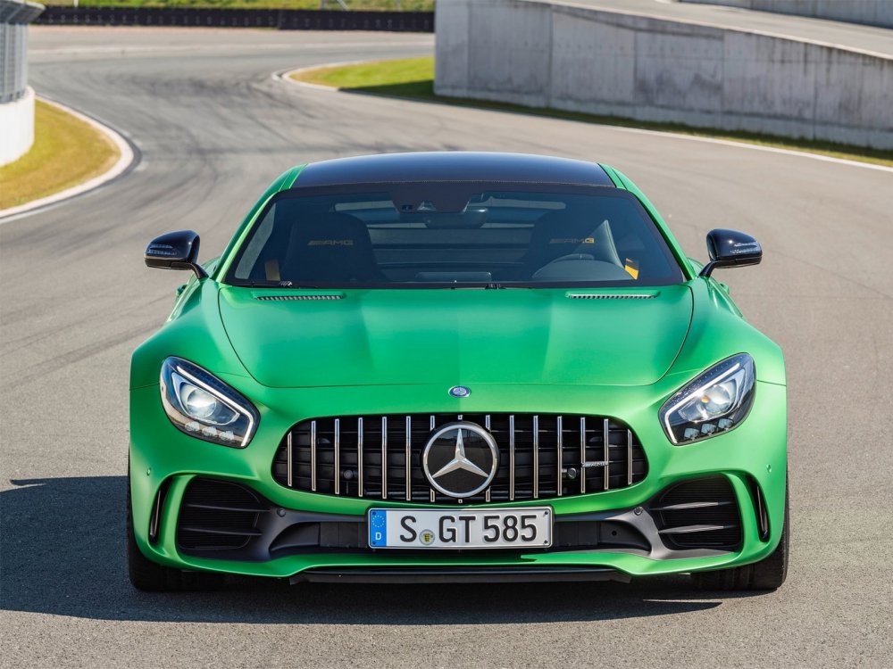 Mercedes AMG GTR