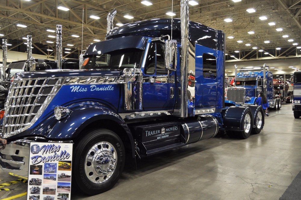 Navistar International 2020