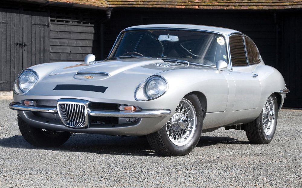 Jaguar e Type 1965