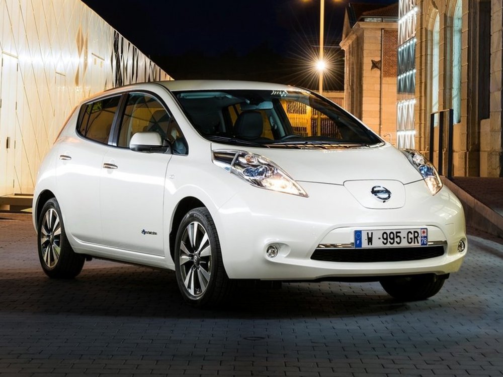 Nissan Leaf s