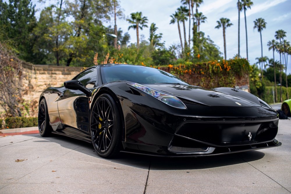 Black Novitec Ferrari