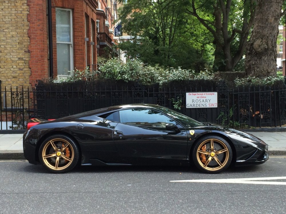 Ferrari Специале 458 Black