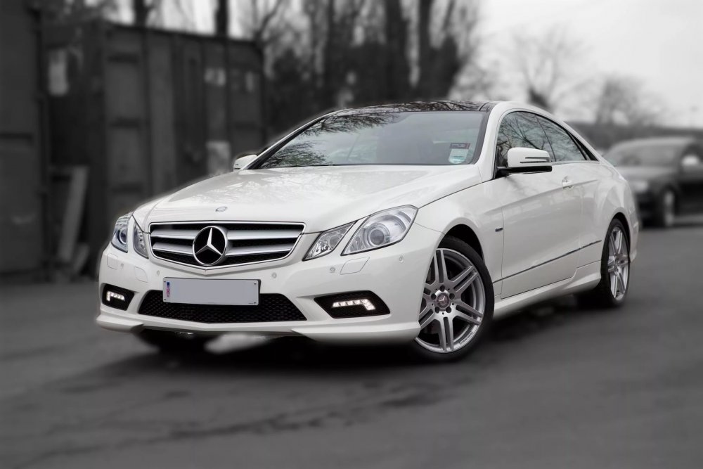 Mercedes Benz s63 AMG