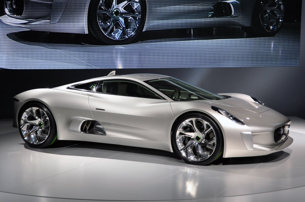 Jaguar c-x75. Фары