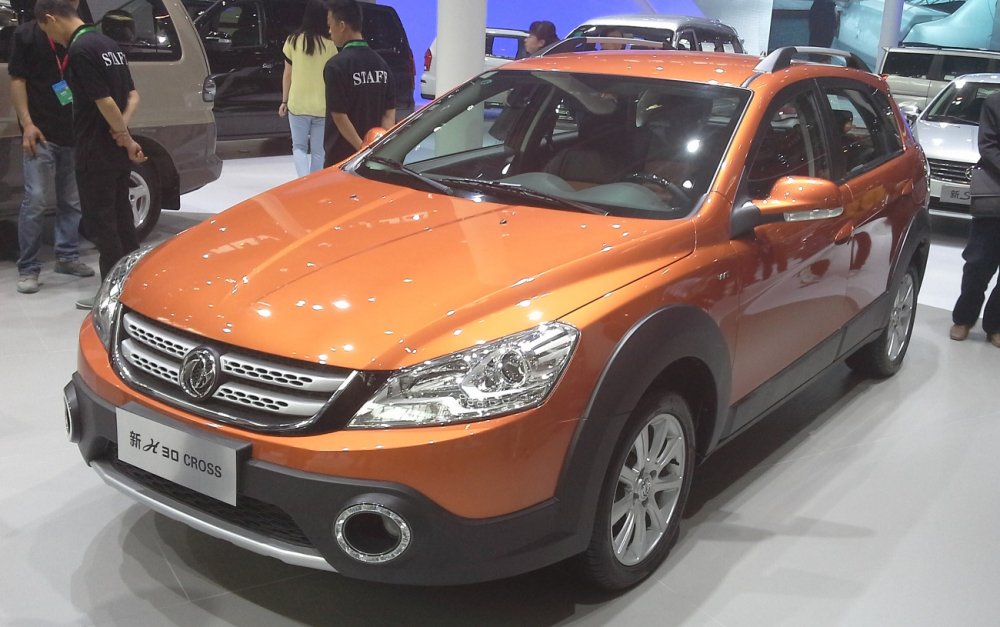 Машина Dongfeng h30 Cross