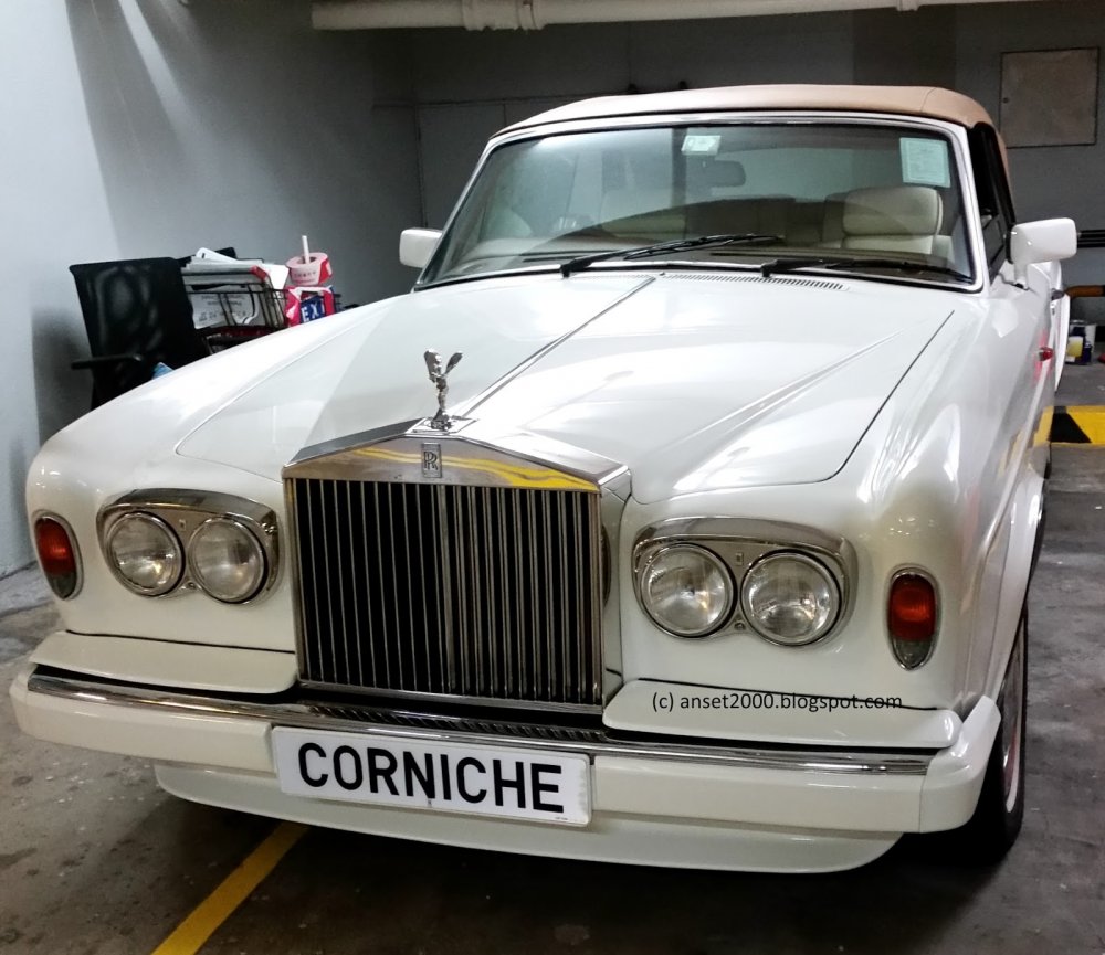 Rolls Royce Corniche 1995