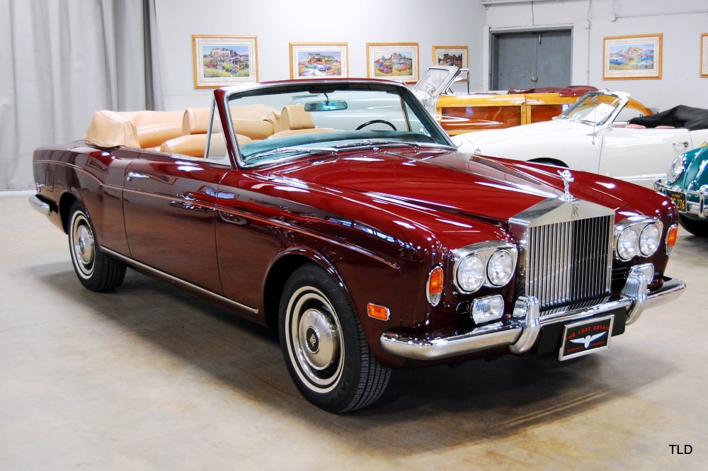 Rolls-Royce Corniche Saloon 1971 77