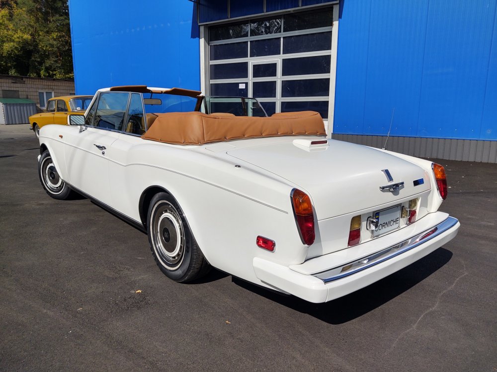 Rolls Royce Corniche Coupe