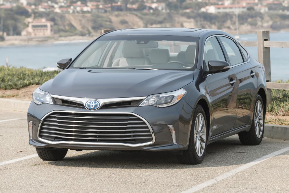 Toyota Avalon Hybrid 2018