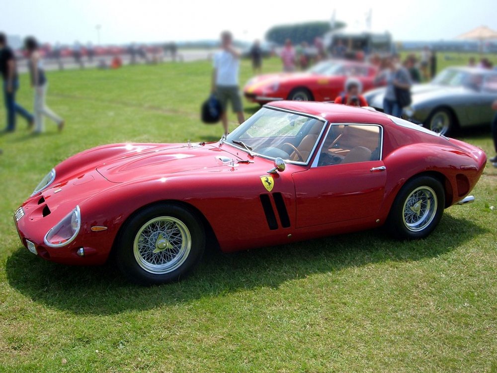 Машина Ferrari 250 GTO