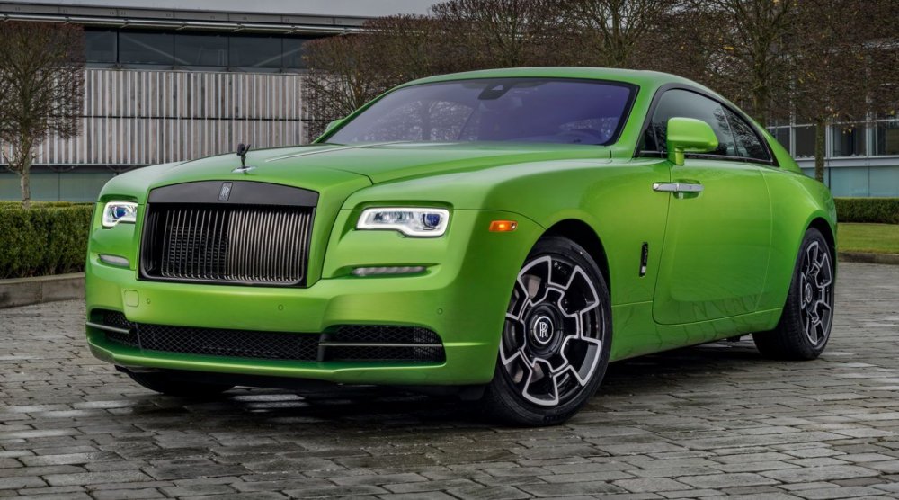 Rolls Royce Wraith зеленый