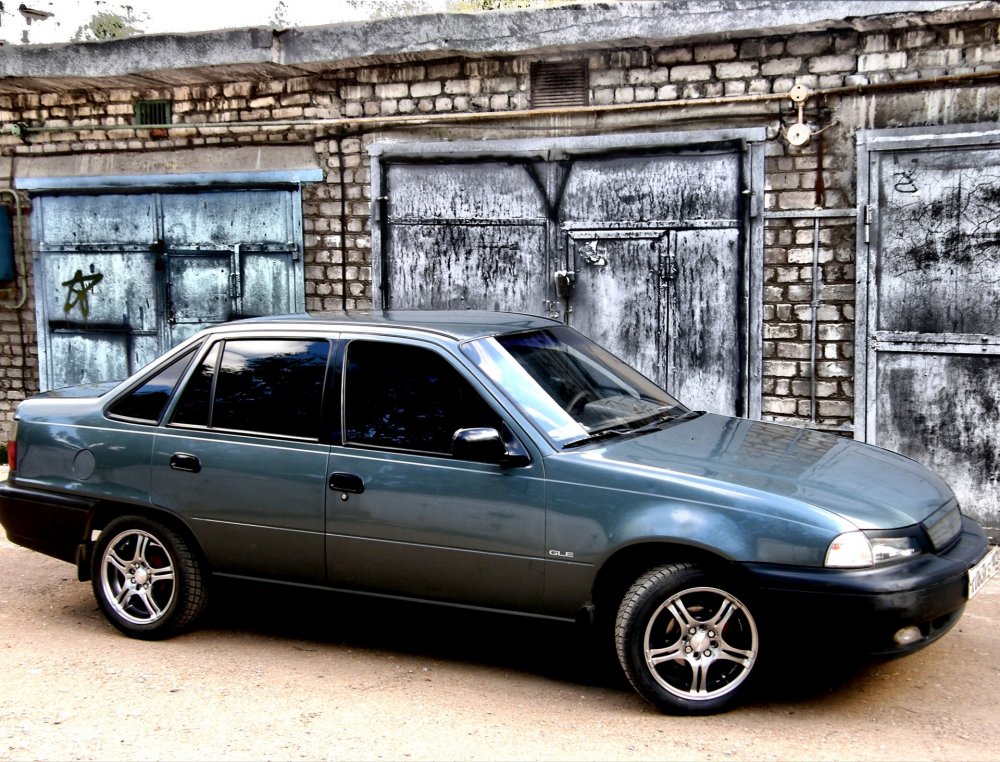 Daewoo Nexia 1