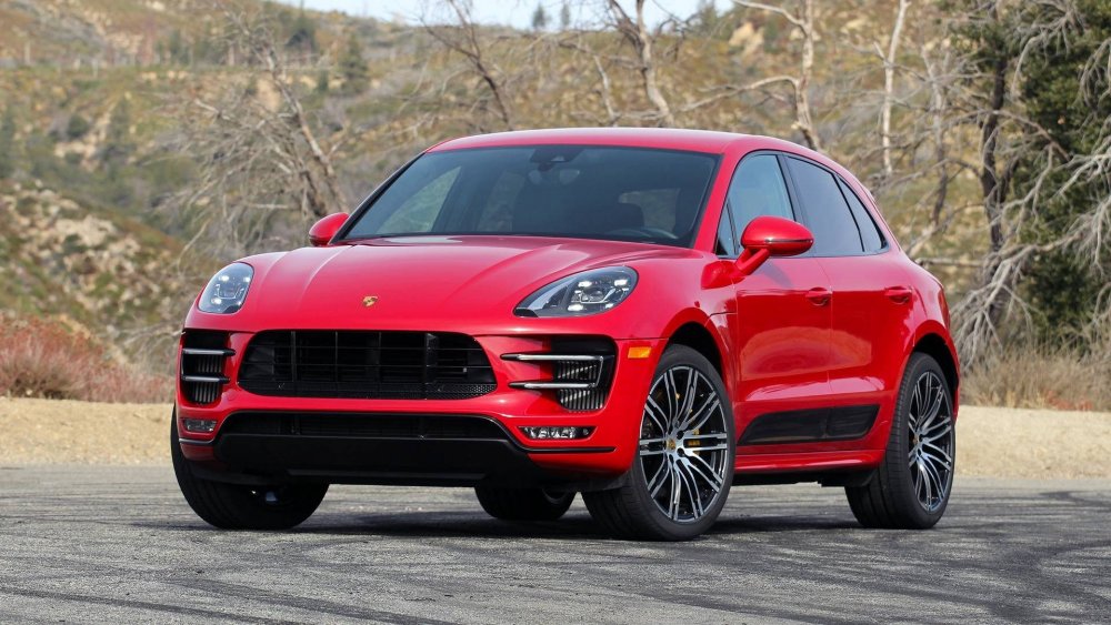 Porsche Macan Turbo s природа