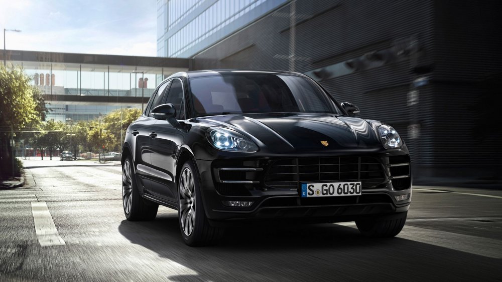 Porsche Macan Turbo 2021