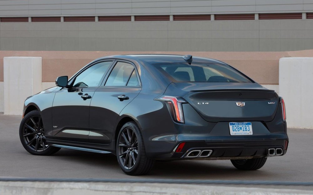 Cadillac ct8