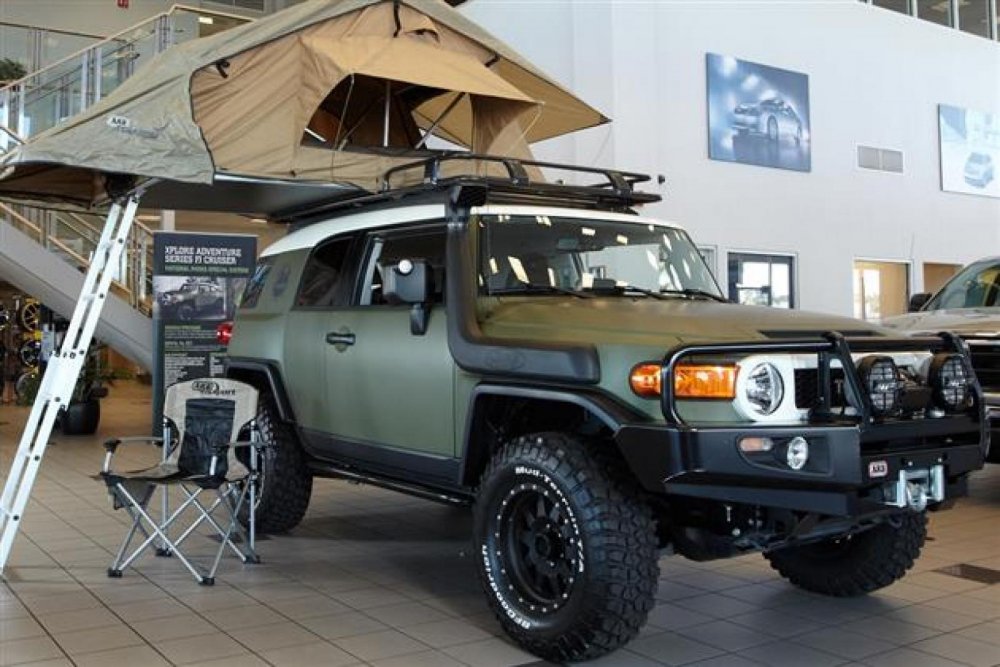 Toyota FJ Cruiser милитари