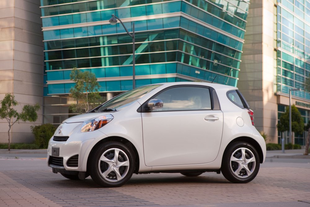 Toyota IQ 1.3