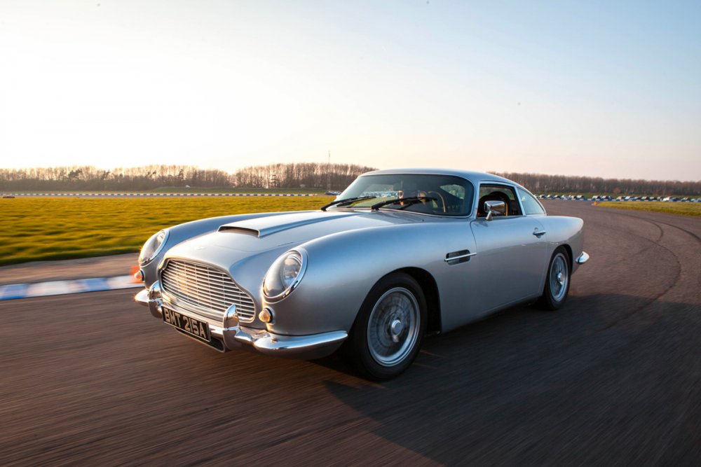 Aston Martin db5 007