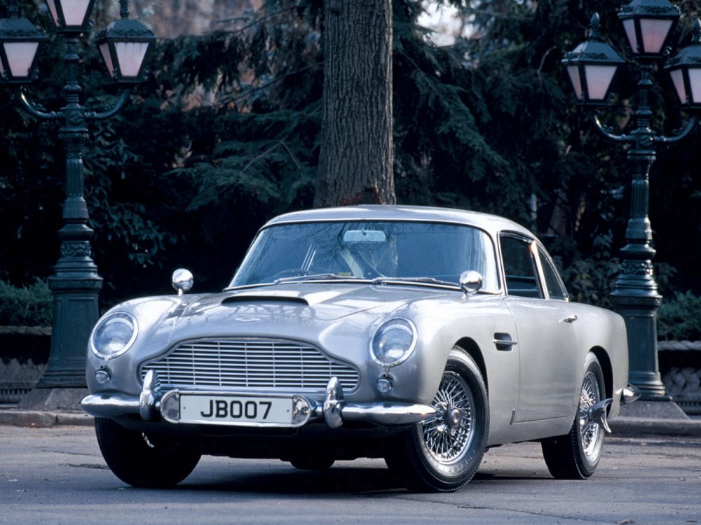 Aston Martin db5 007