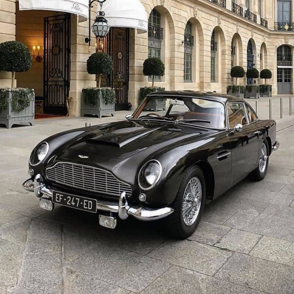 Aston Martin db5 007