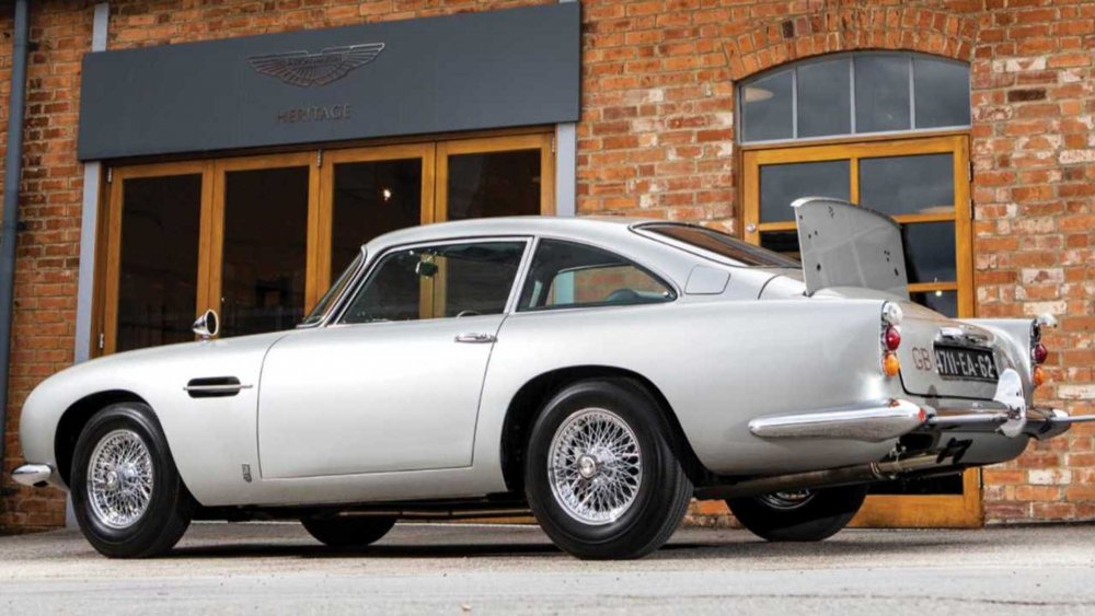 Aston Martin db5 007