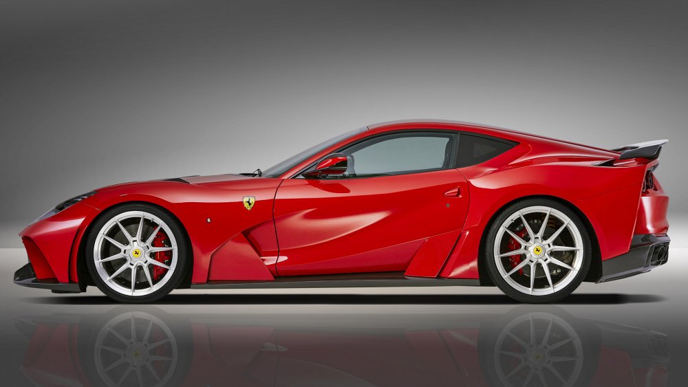 Ferrari 812 2021