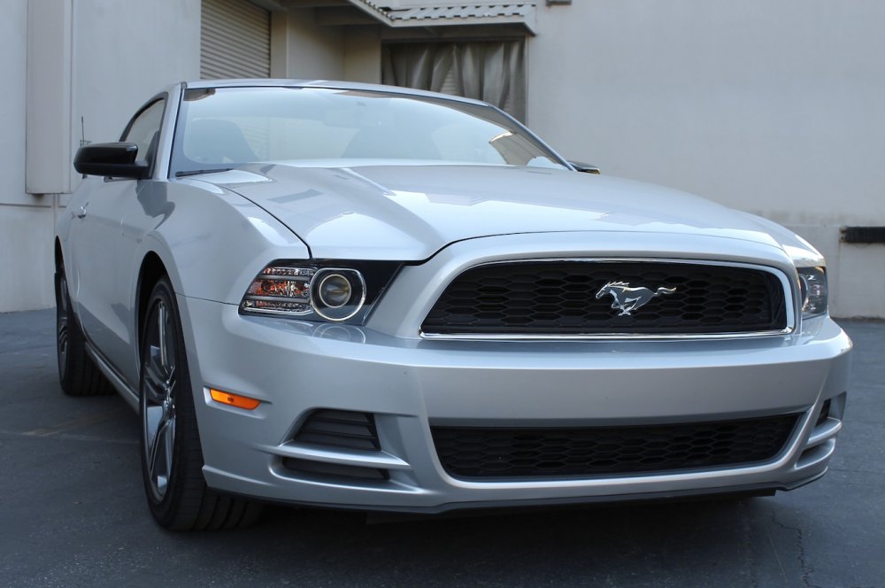 Ford Mustang 2017 White