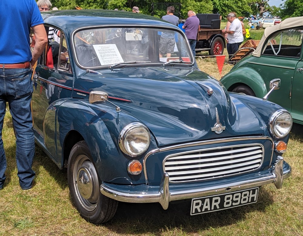 Morris Minor 1000 traveller