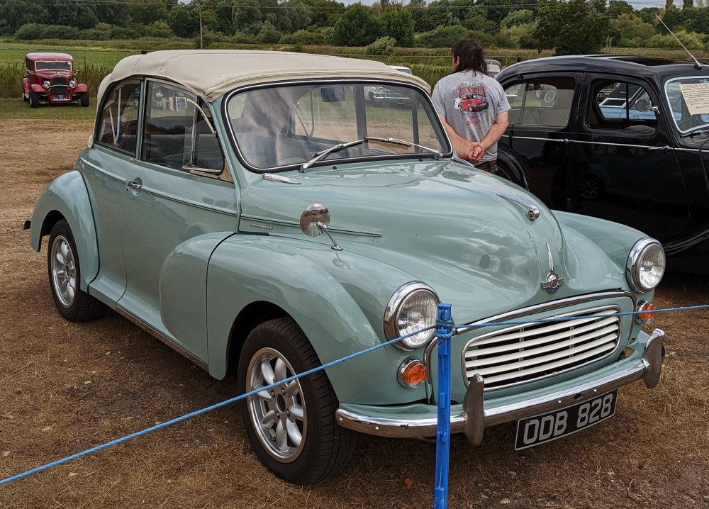 Morris Minor 1000