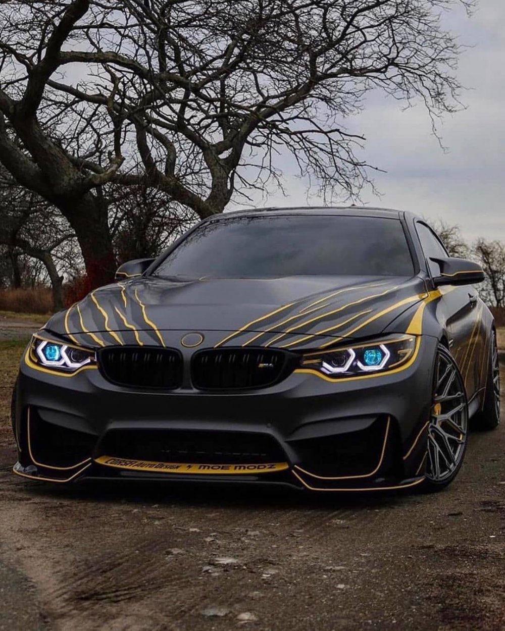 BMW m4 спортивная