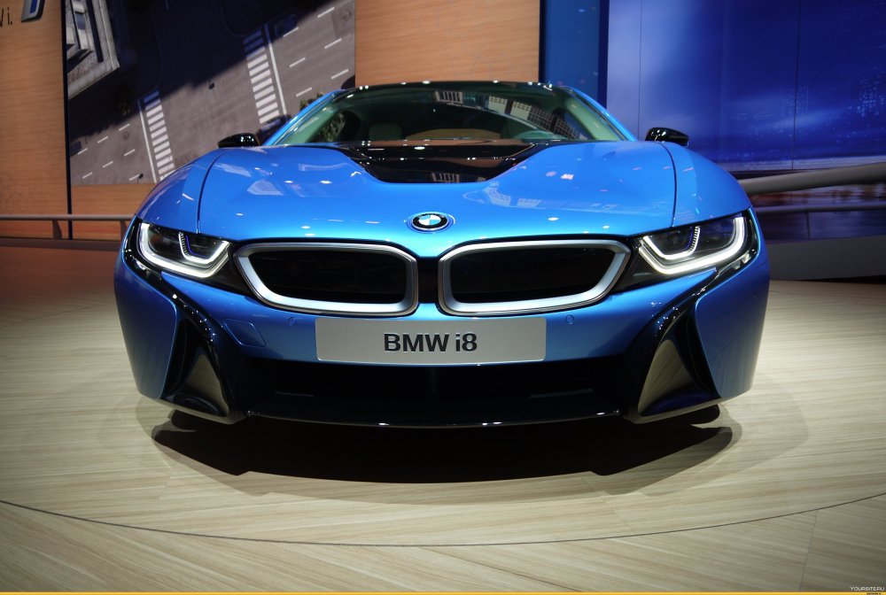 BMW i8 2022