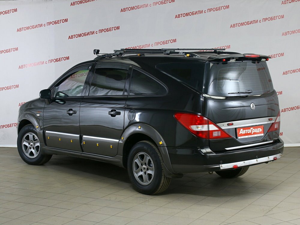 SSANGYONG Rodius 2004