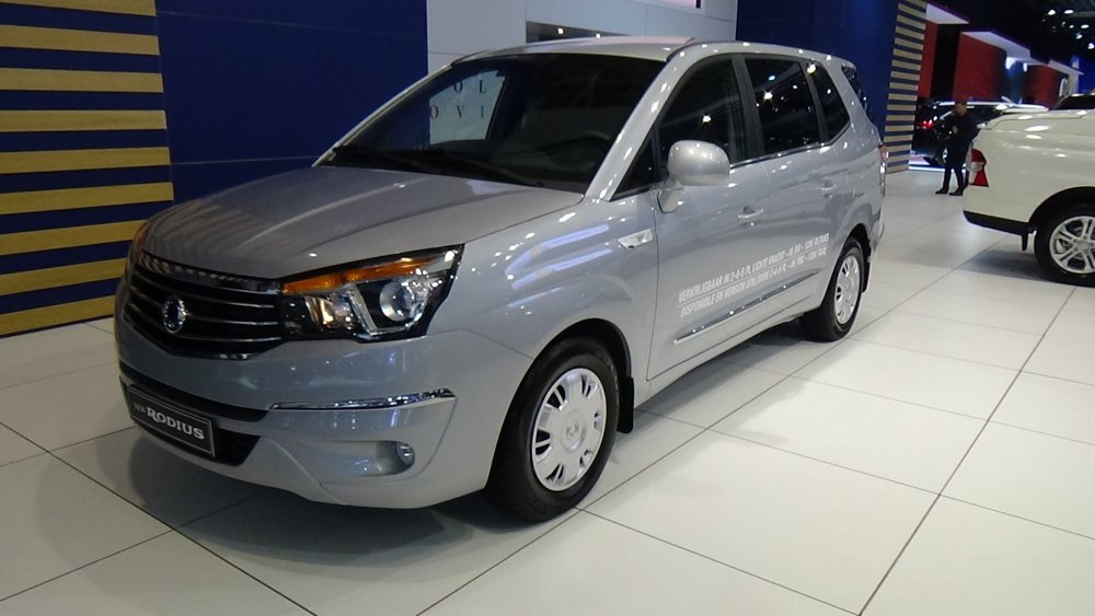 SSANGYONG Rodius