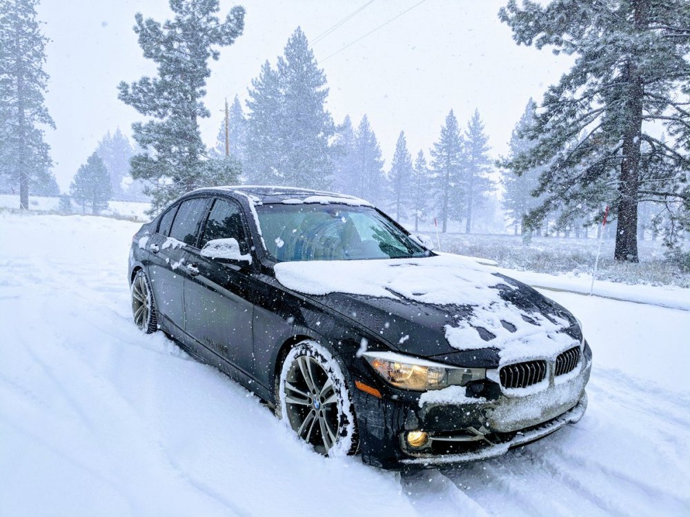 BMW 5 f30 зима