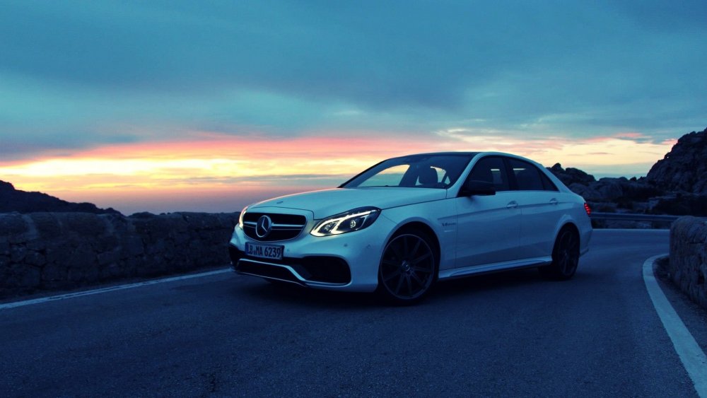 Mercedes Benz e63 AMG