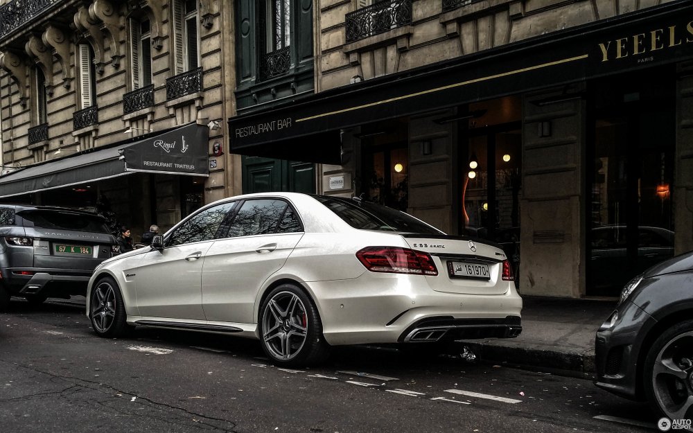 Mercedes Benz e63 AMG w212 белый